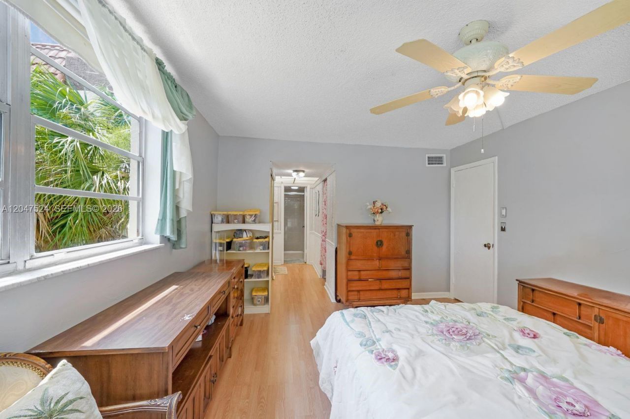 7000 NW 17th St, Unit 303, Plantation, FL 33313 Photo