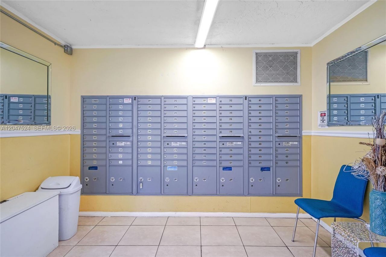 7000 NW 17th St, Unit 303, Plantation, FL 33313 Photo