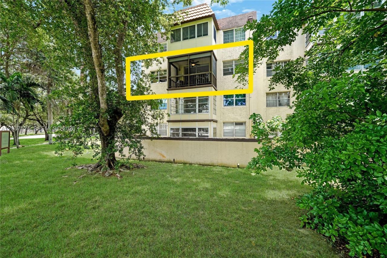 7000 NW 17th St, Unit 303, Plantation, FL 33313 Photo