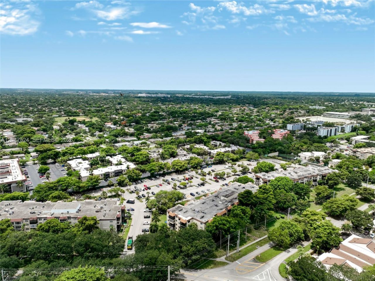 7000 NW 17th St, Unit 303, Plantation, FL 33313 Photo