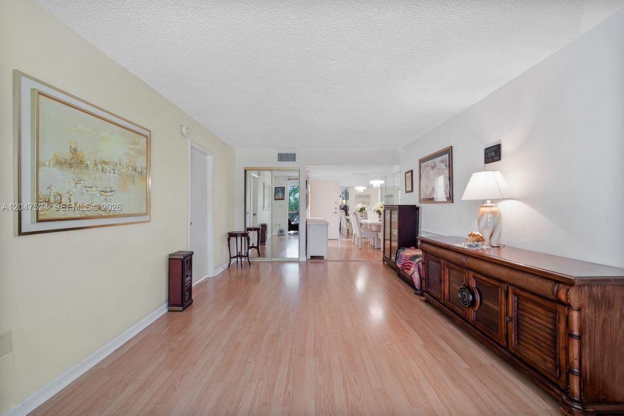 7000 NW 17th St, Unit 303, Plantation, FL 33313 Photo