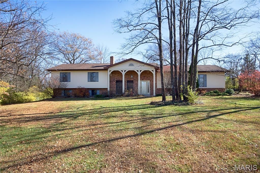 164 Country Squire Lane, Washington, MO 63090 Main Photo