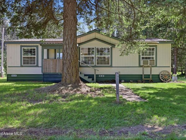 4374 E Timberland Rd , Athol, ID 83801