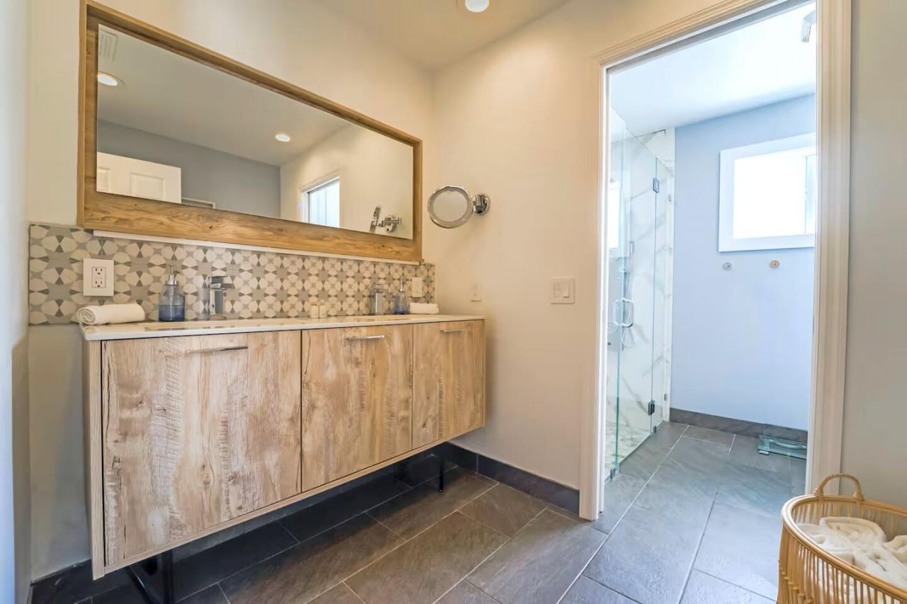 1000 NE 8th Street, Pompano Beach, FL 33060 Photo