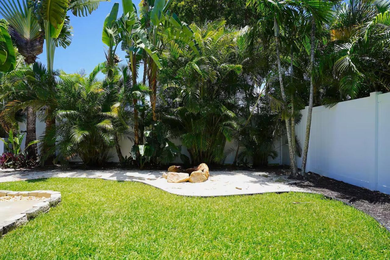 1000 NE 8th Street, Pompano Beach, FL 33060 Photo
