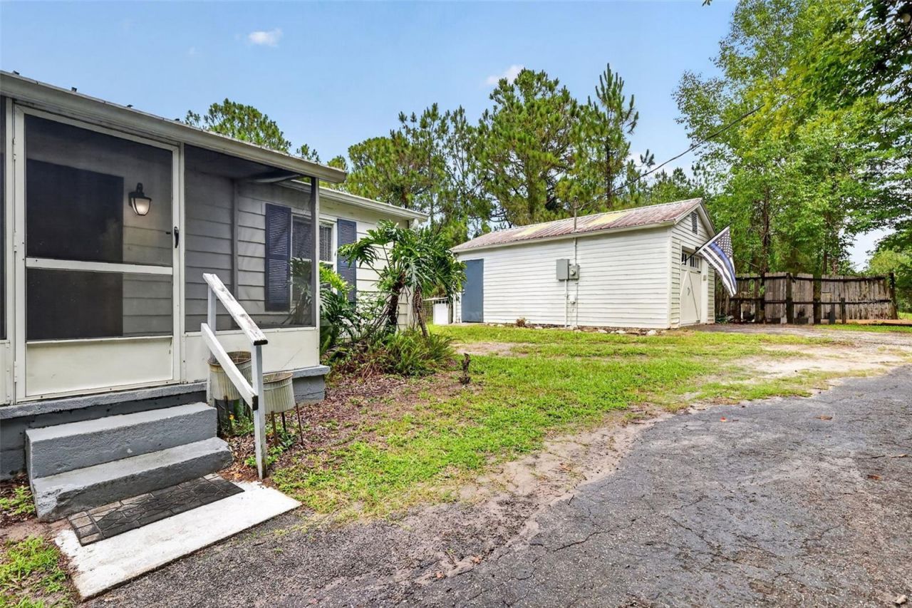 32439 Highland Lakes Road , Deland, FL 32720 Photo
