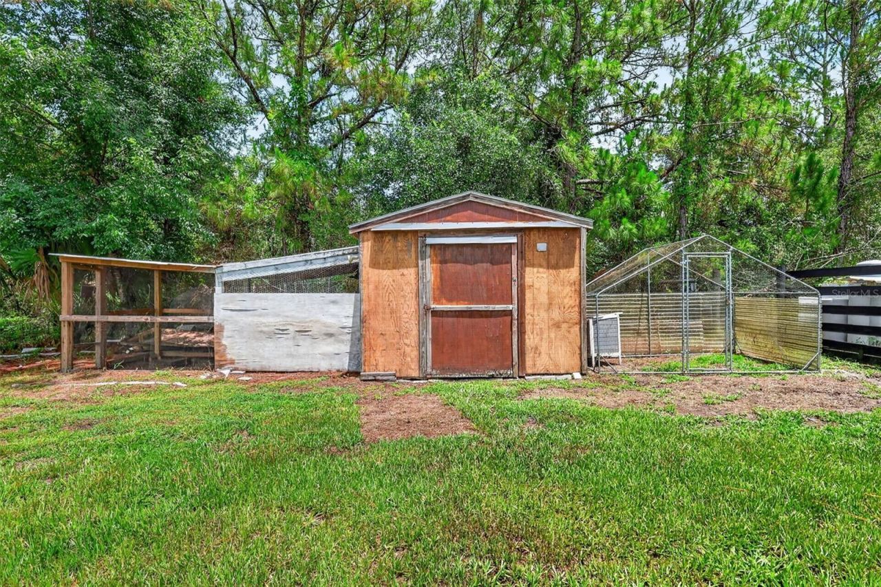 32439 Highland Lakes Road , Deland, FL 32720 Photo