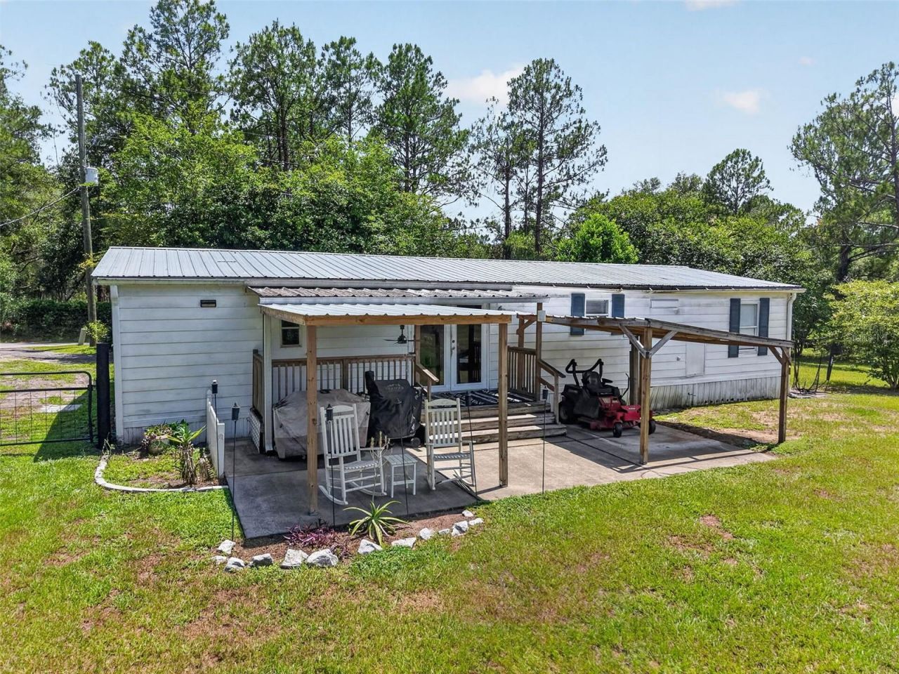 32439 Highland Lakes Road , Deland, FL 32720 Photo