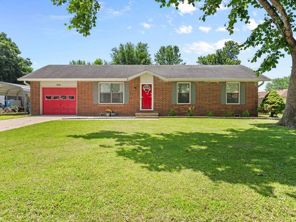 404 E Deanna Lane , Nixa, MO 65714