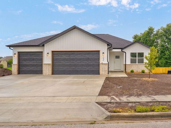 3050 E Bradford Street, Republic, MO 65738