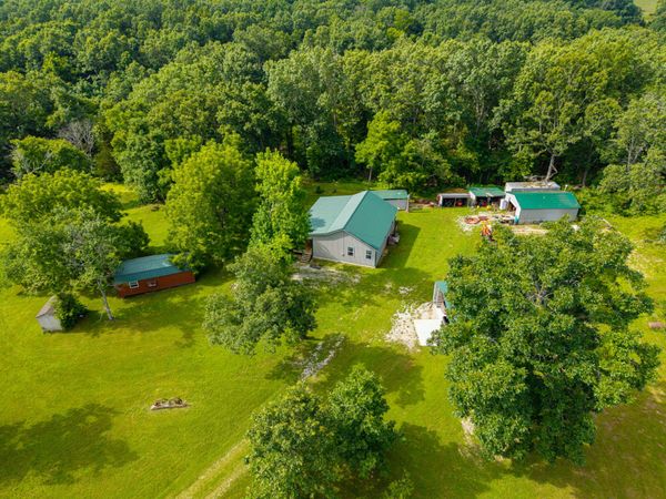 19716 St Hwy N , Squires, MO 65755