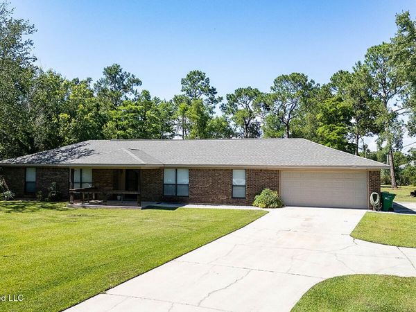 13200 Pine Avenue, Vancleave, MS 39565