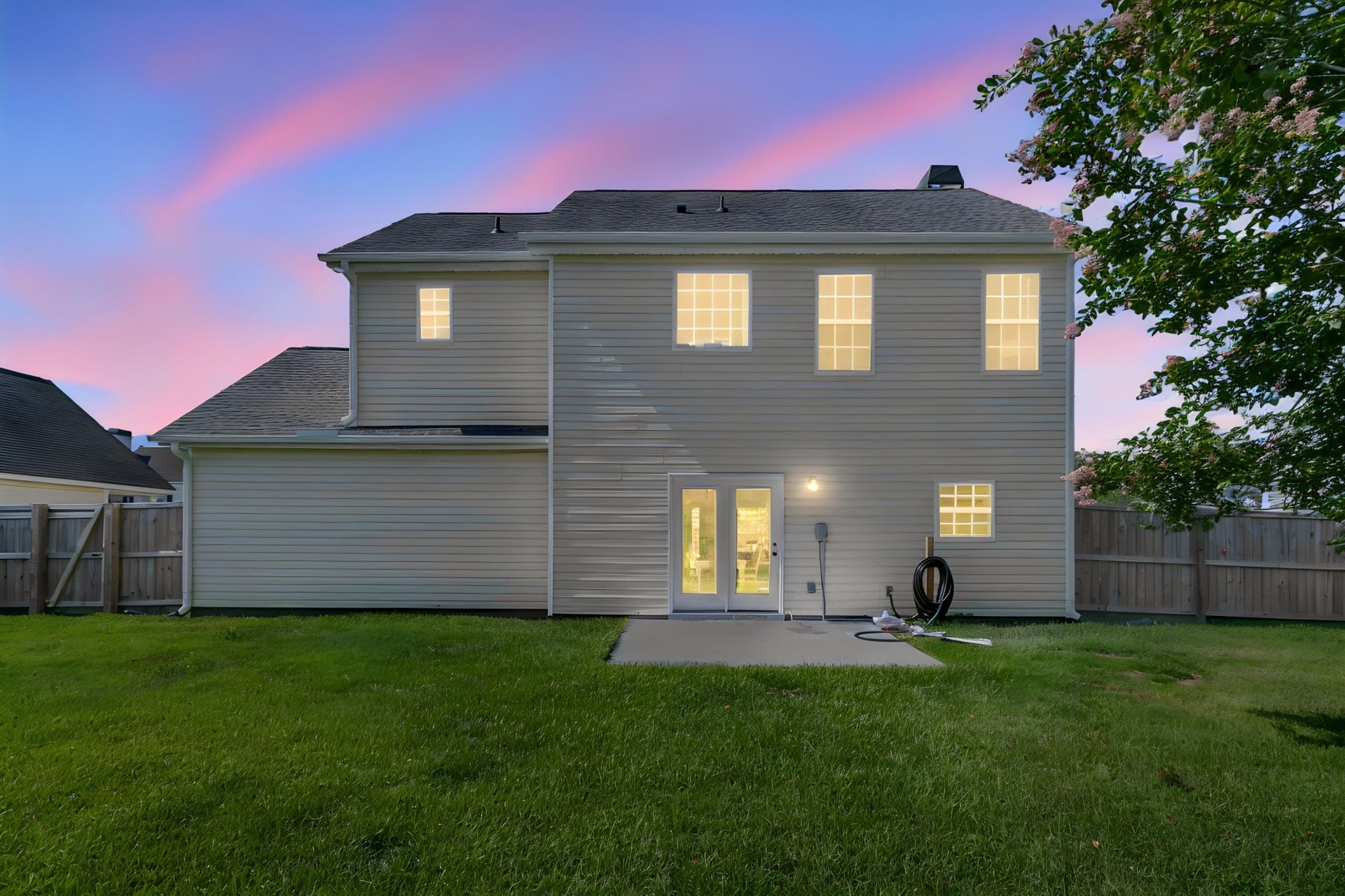 120 Speer Street Photo 28