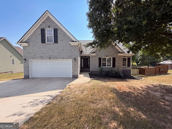 1240 Platinum Drive, Hoschton, GA 30548