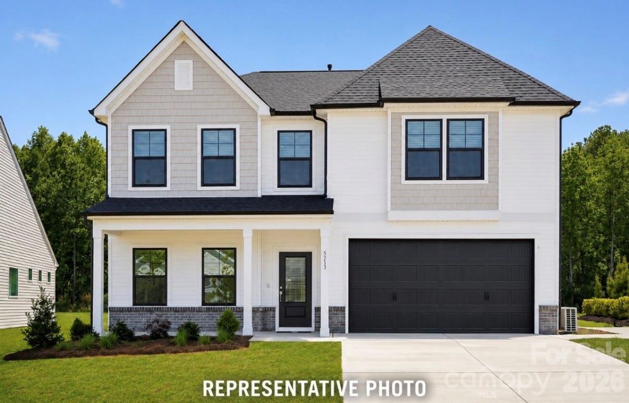 1404 Bansal Drive, Charlotte, NC 28215 Main Photo