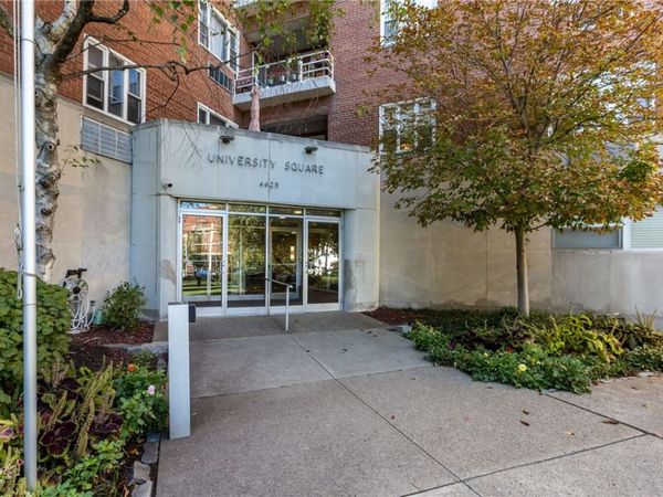 4625 Fifth Ave, Unit 206, Pittsburgh, PA 15213