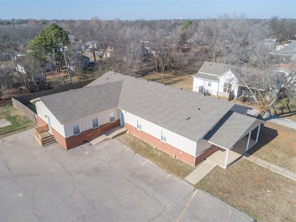 700 N Tucker Avenue, Shawnee, OK 74801