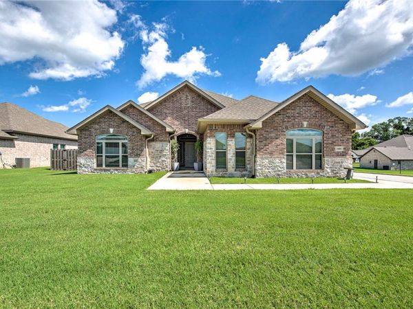 2400 Graham Lane , Pea Ridge, AR 72751