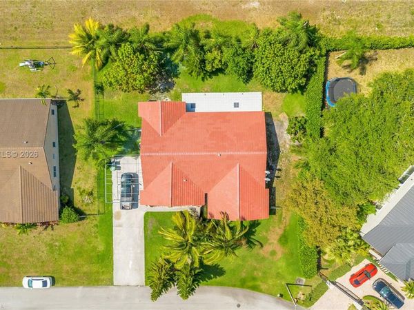 15241 SW 150th St , Miami, FL 33196