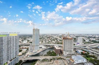 92 SW 3rd St , Unit 5108, Miami, FL 33130 Photo