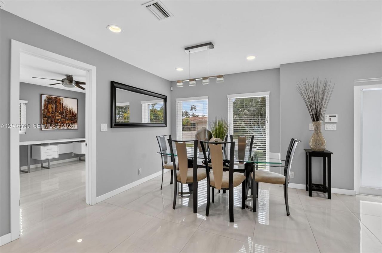 966 SE 9th Ave, Pompano Beach, FL 33060 Photo