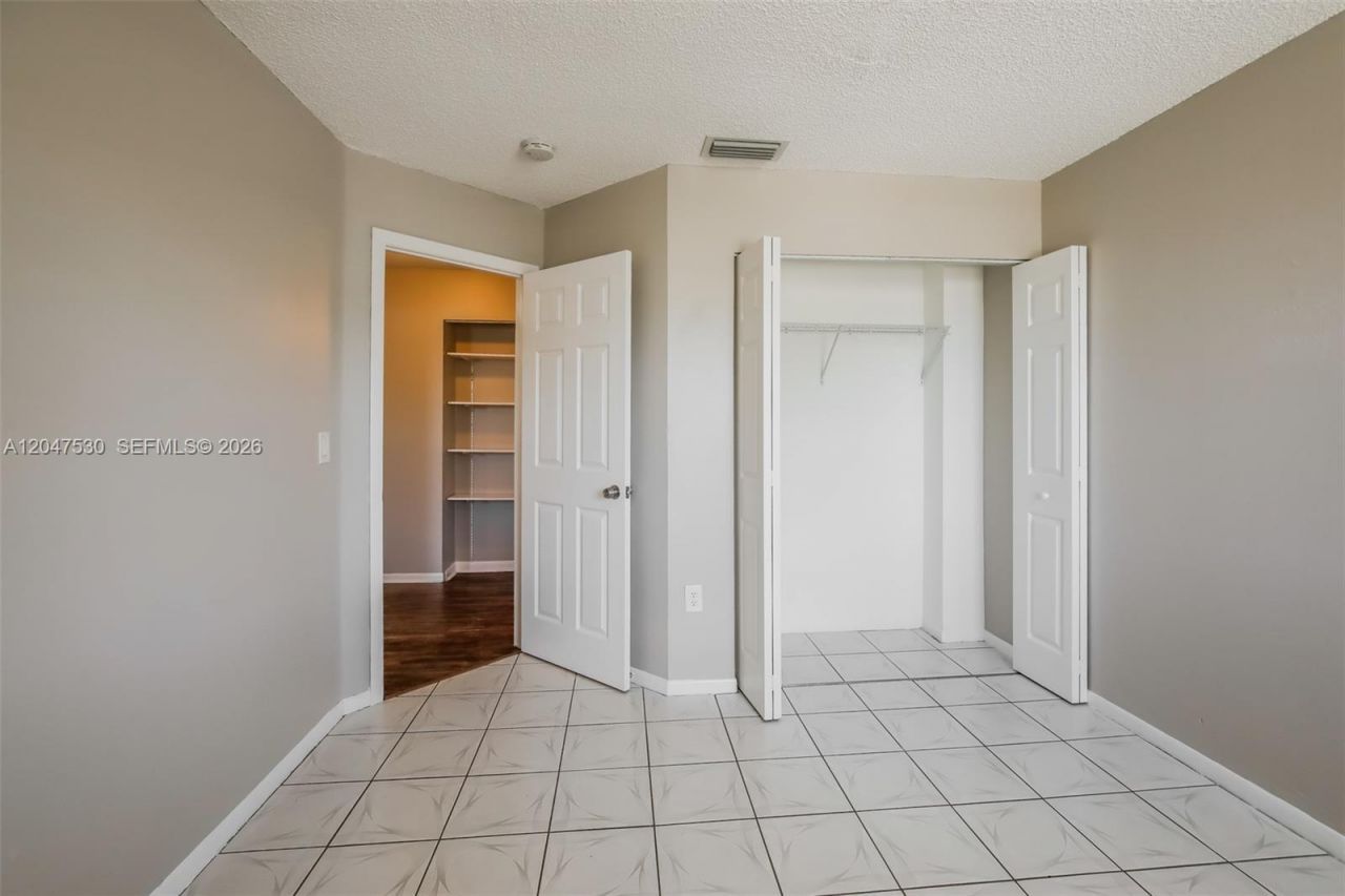 3232 NW 121st Ave , Sunrise, FL 33323 Photo