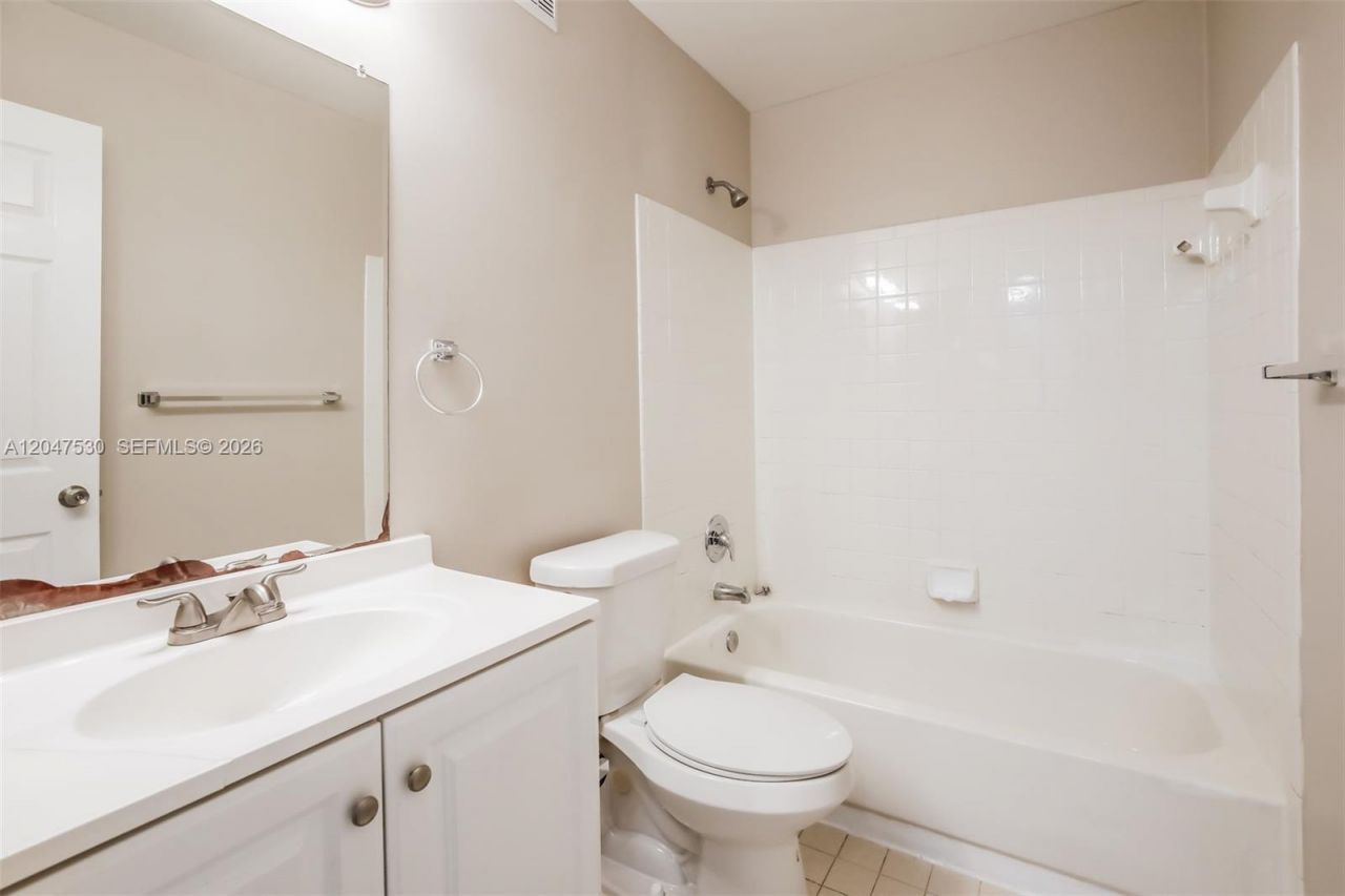 3232 NW 121st Ave , Sunrise, FL 33323 Photo