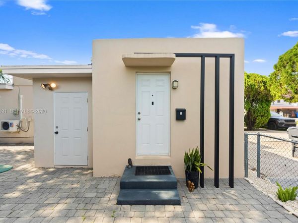 5800 Taylor St, Unit 1, Hollywood, FL 33021