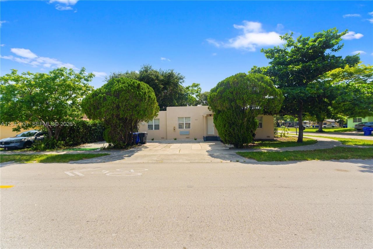 5800 Taylor St, Unit 1, Hollywood, FL 33021 Photo