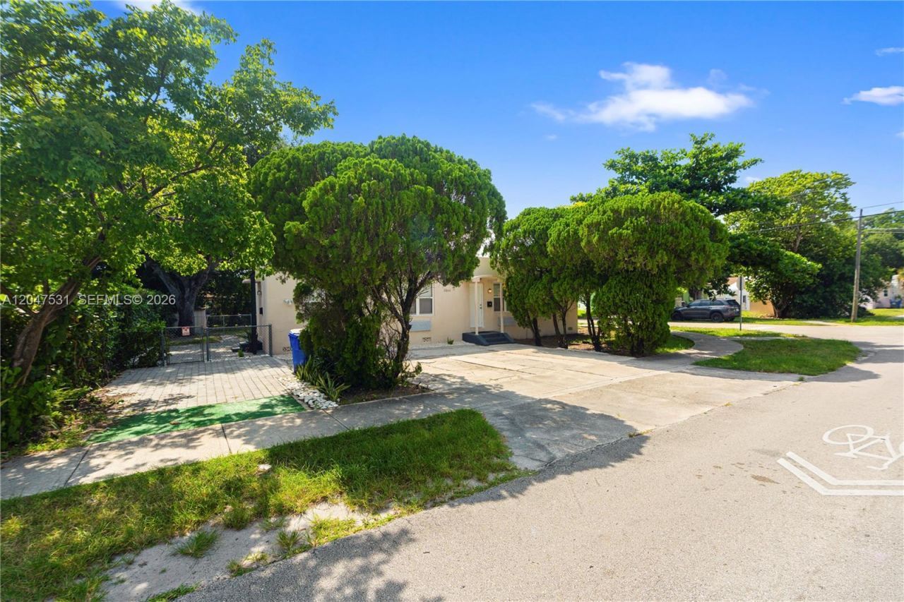 5800 Taylor St, Unit 1, Hollywood, FL 33021 Photo