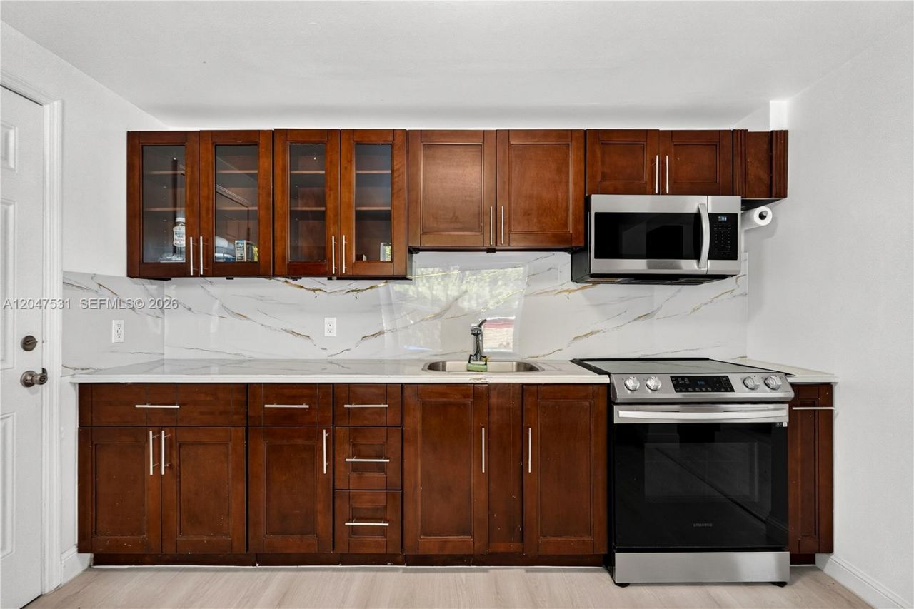 5800 Taylor St, Unit 1, Hollywood, FL 33021 Photo