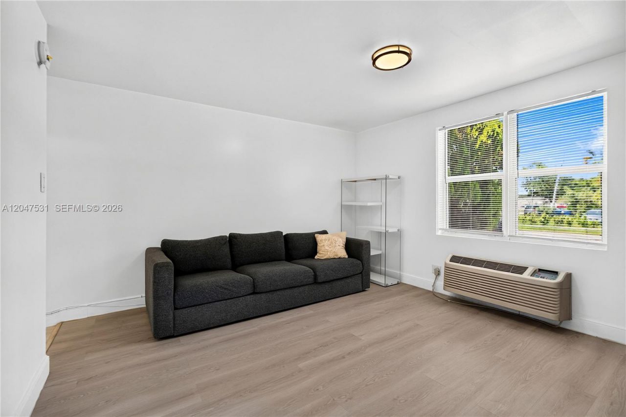 5800 Taylor St, Unit 1, Hollywood, FL 33021 Photo