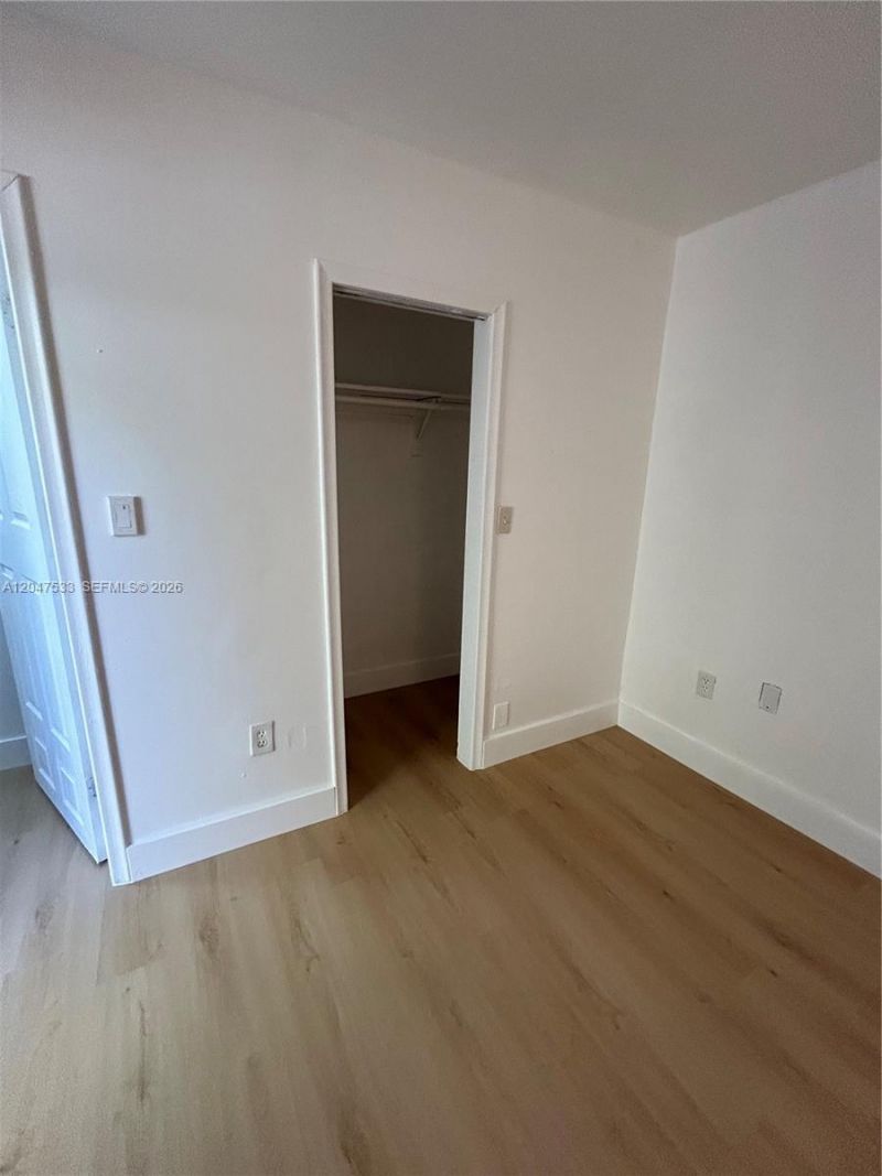257 W 45th St, Unit 2, Hialeah, FL 33012 Photo