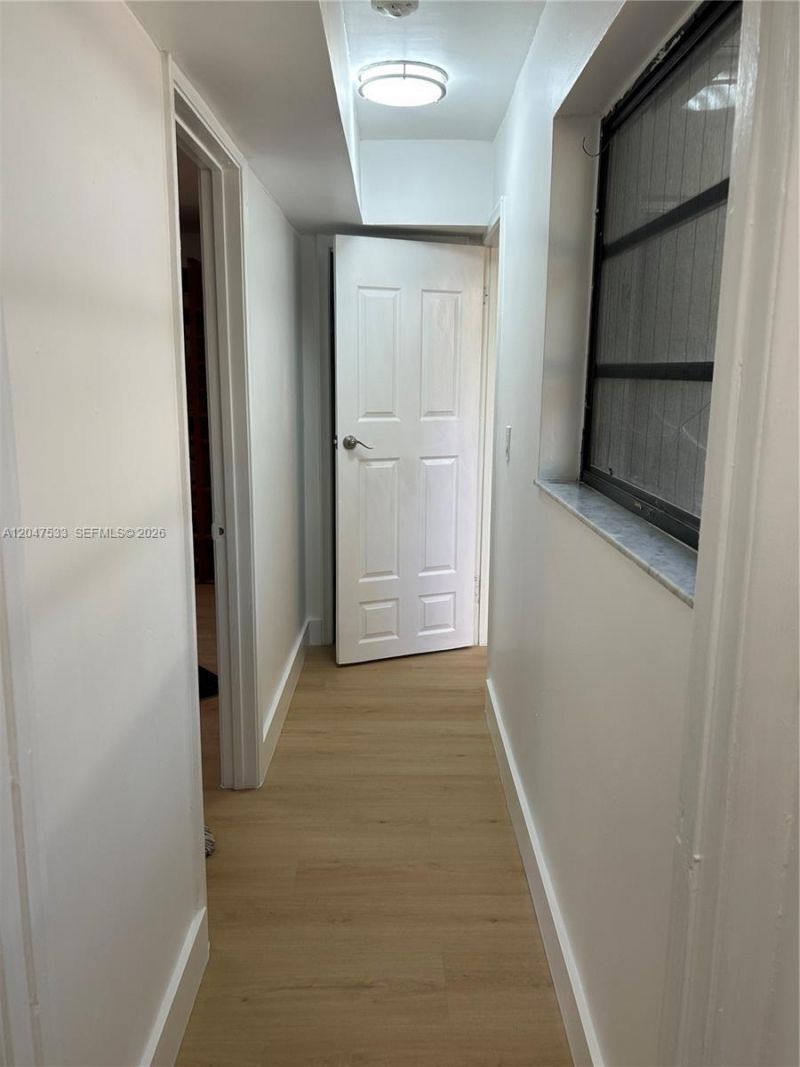 257 W 45th St, Unit 2, Hialeah, FL 33012 Photo