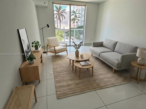 244 Biscayne Blvd, Unit 1009, Miami, FL 33132