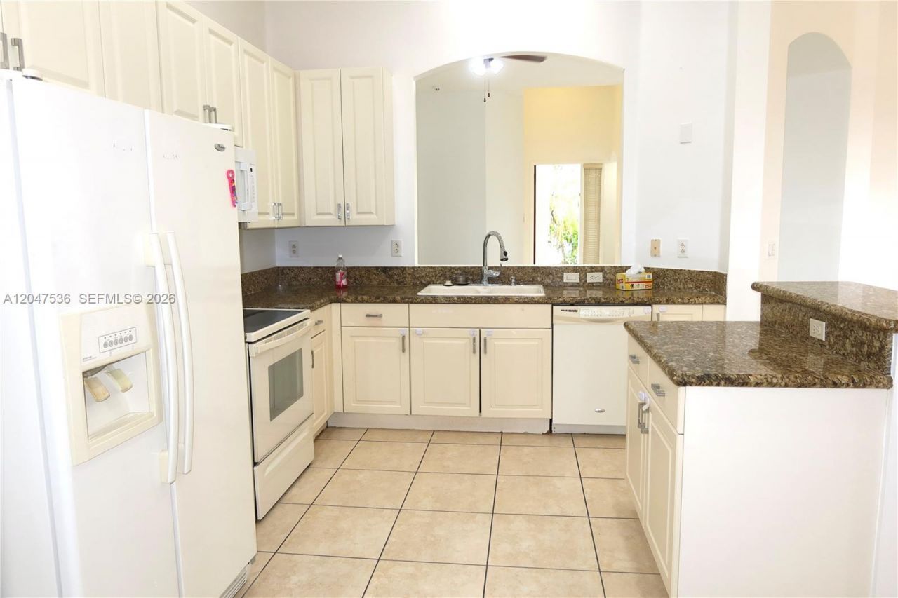 3488 NE 1st St, Unit 3488, Homestead, FL 33033 Photo