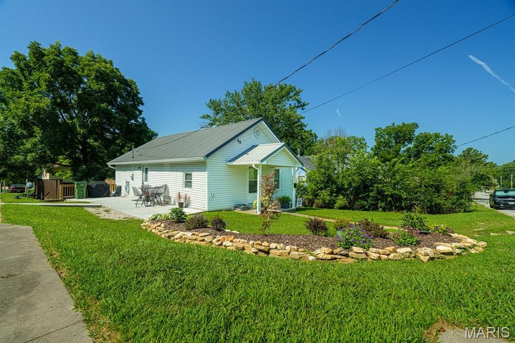 712 E 11th Street, Rolla, MO 65401 Main Photo