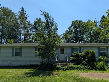 3945 Maple Street, Kettle River, MN 55757