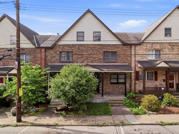 413 Agatha St, Pitcairn, PA 15140