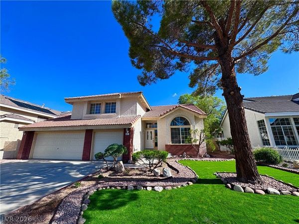 9721 Cascade Falls Avenue , Las Vegas, NV 89117