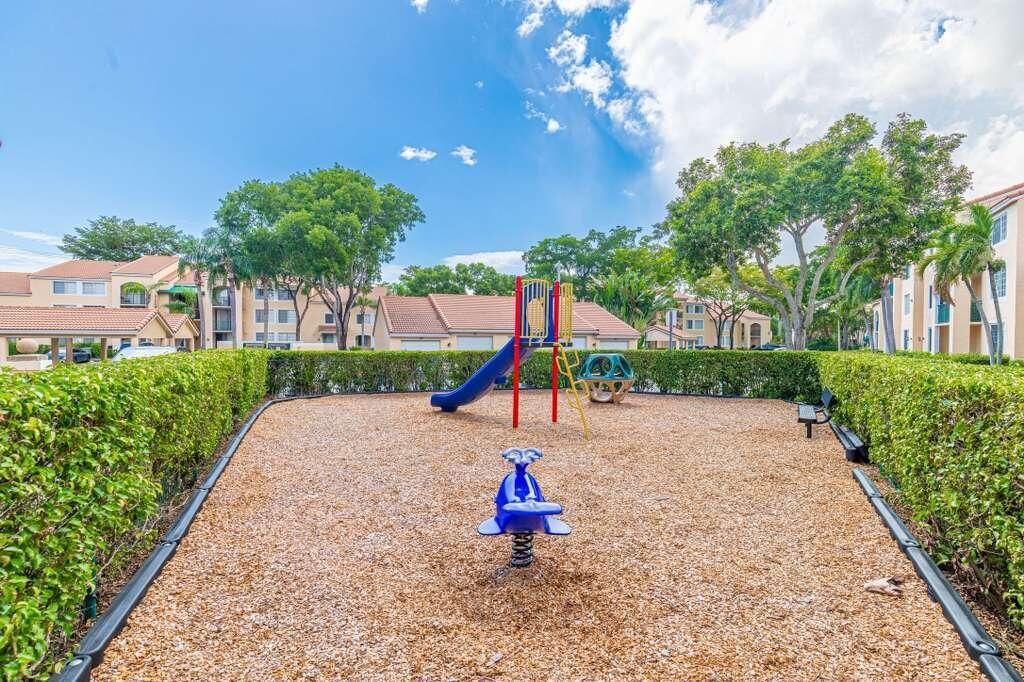 1743 Village Boulevard, Unit 205, West Palm Beach, FL 33409 Photo