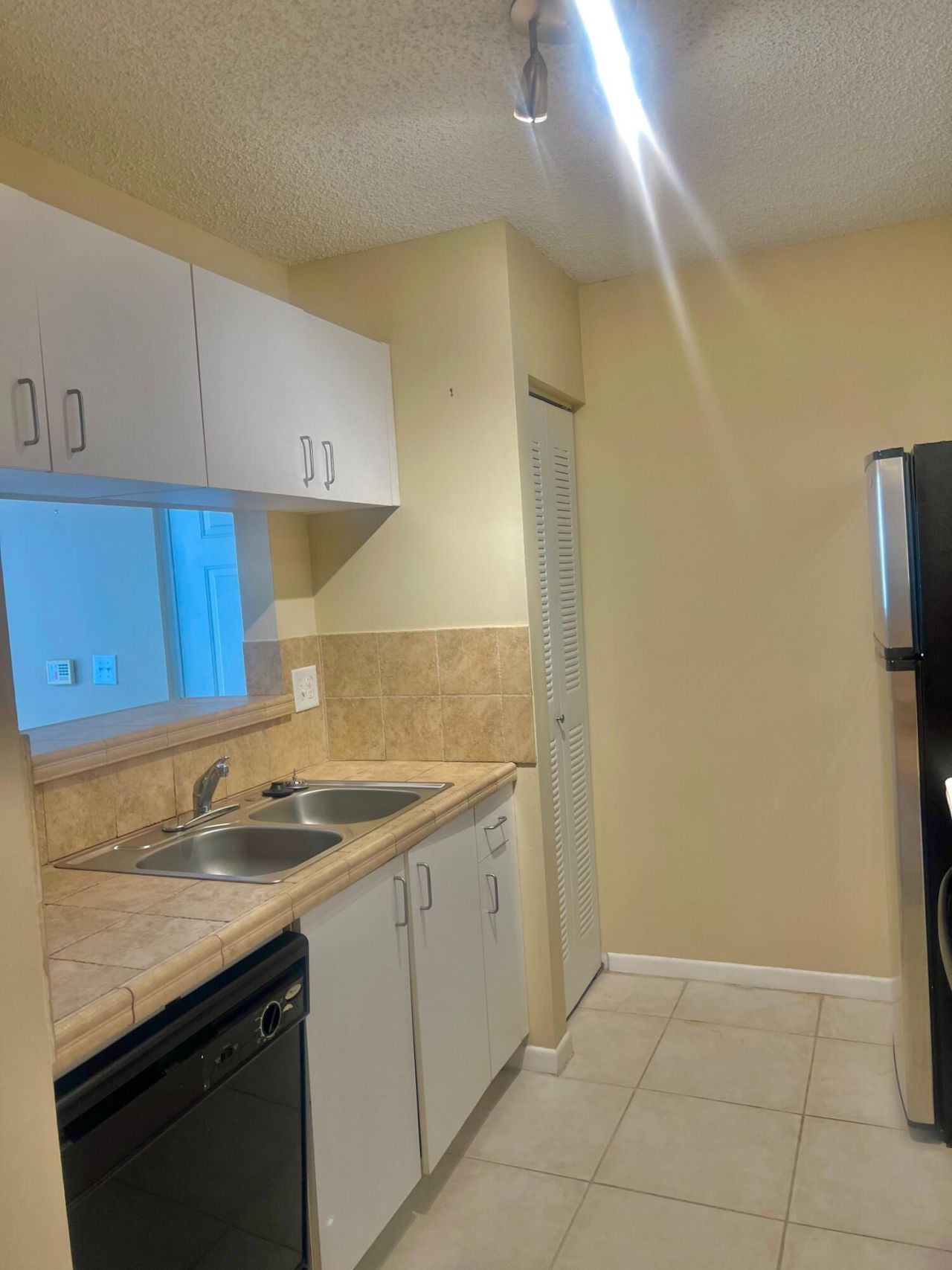 1743 Village Boulevard, Unit 205, West Palm Beach, FL 33409 Photo