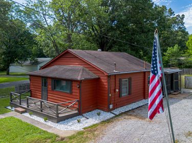 1220 Markham Avenue, Paducah, KY 42003