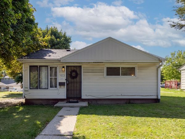 5711 N 60th St, Milwaukee, WI 53218