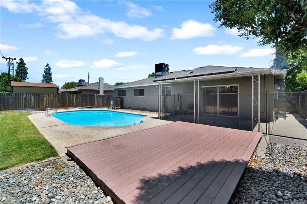 5761 N Callisch, Fresno, CA 93710 Main Photo