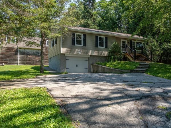 676-678 Oak Summit Road , Millbrook, NY 12545