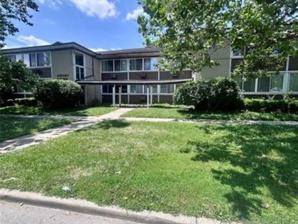 19131 Lahser Road , Detroit, MI 48219