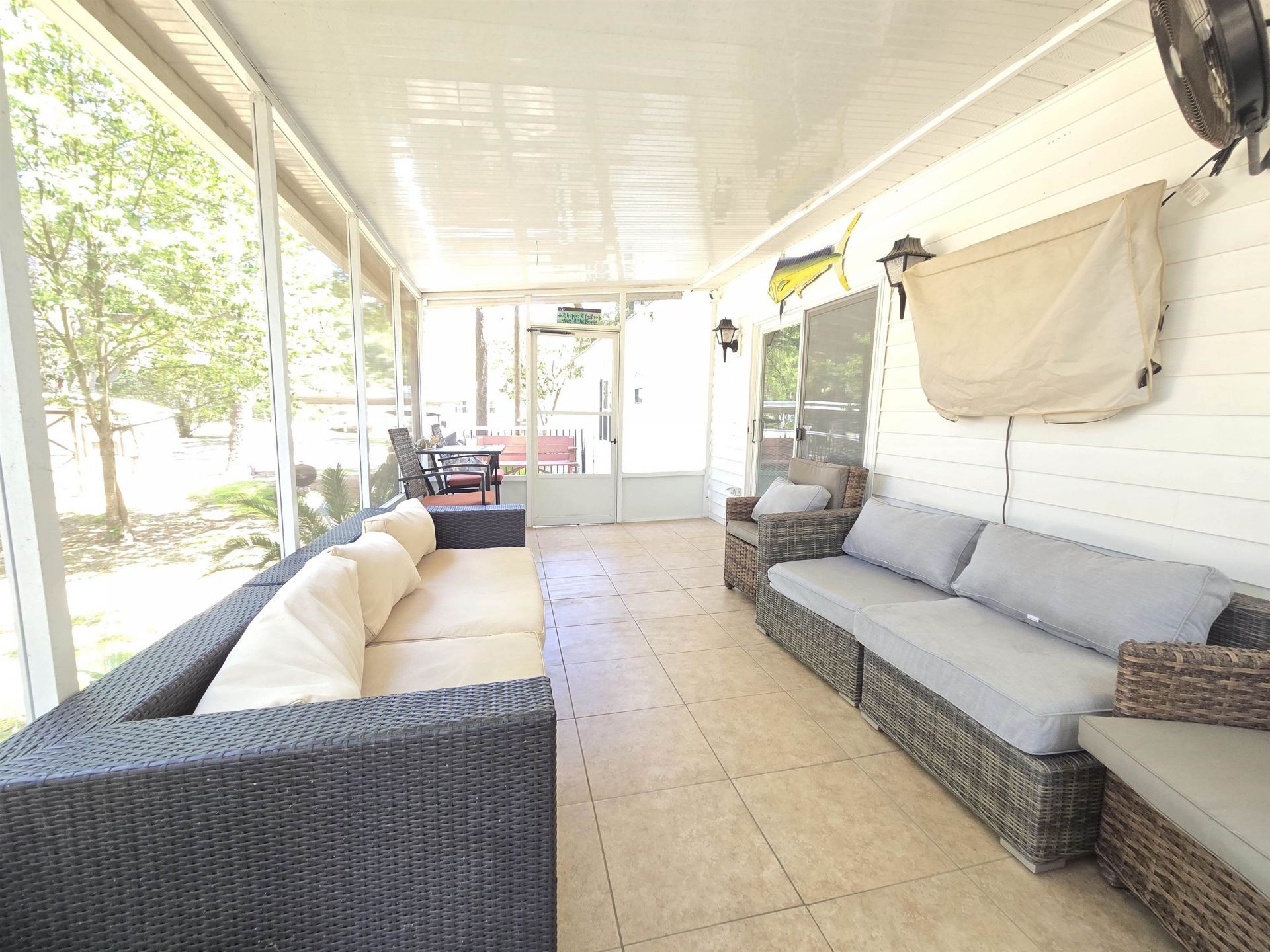 507 Club House Rd.  Photo 8