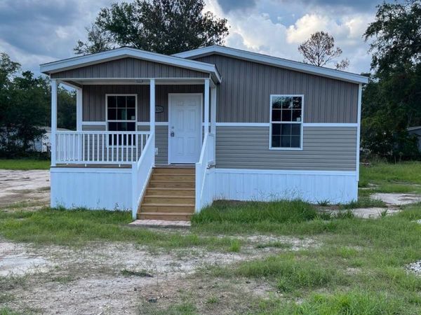 27434 W THIRD Avenue, Hilliard, FL 32046