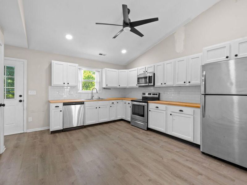 99 Sanders Drive, Florence, KY 41042 Photo 6